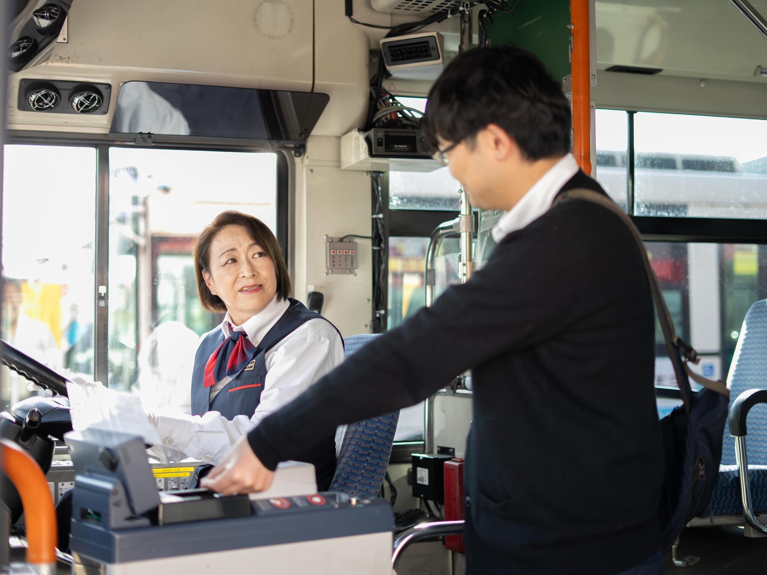 関東バスの運転士